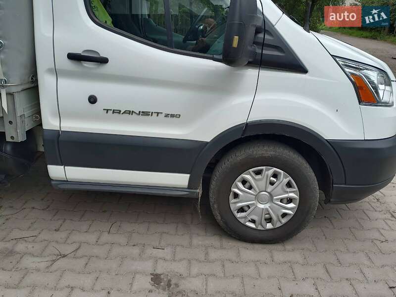 Тентований Ford Transit 2016 в Диканьці
