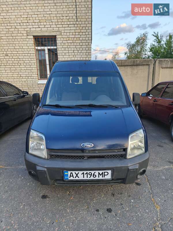 Грузовой фургон Ford Transit 2005 в Краснокутске