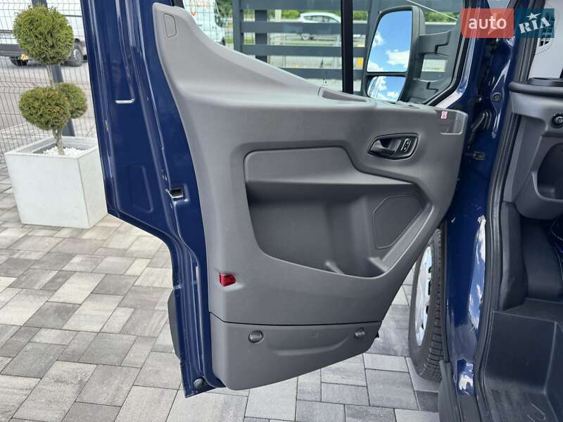 Грузовой фургон Ford Transit 2021 в Ровно