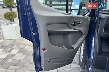 Грузовой фургон Ford Transit 2021 в 