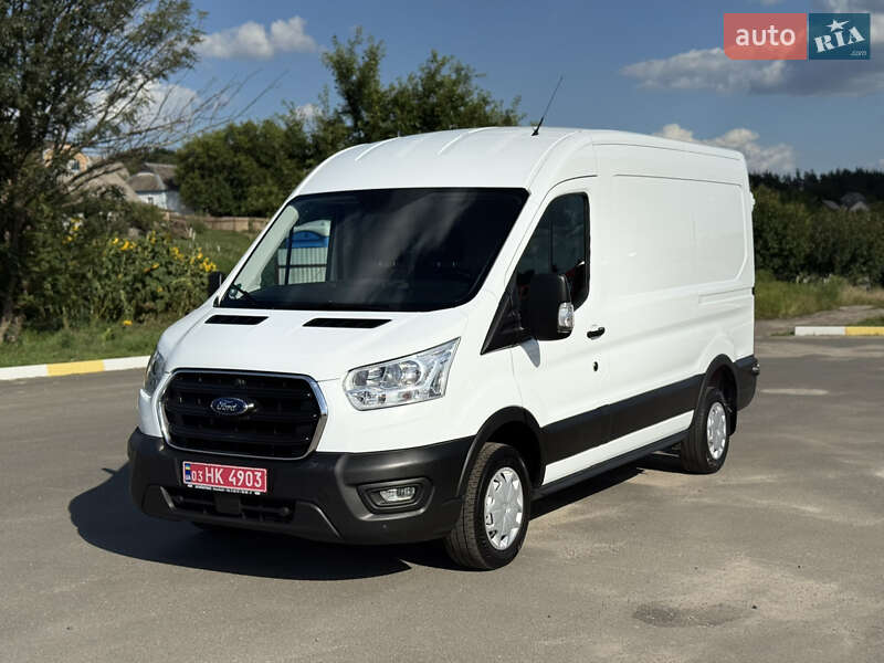 Грузовой фургон Ford Transit 2021 в 
