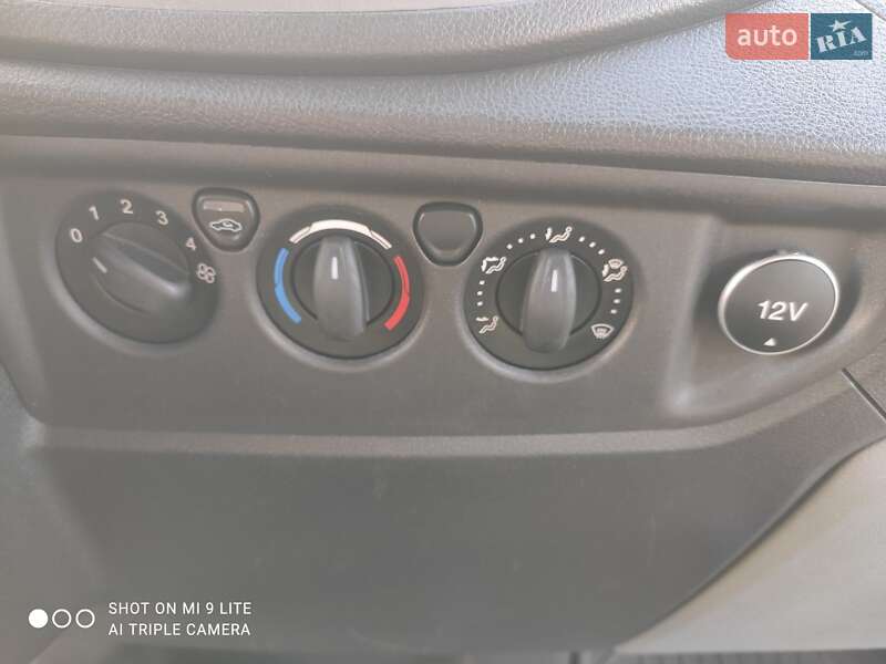 Вантажний фургон Ford Transit 2017 в Києві фото 17 Вантажний фургон Ford Transit 2017 в Києві