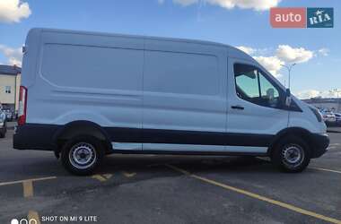 Грузовой фургон Ford Transit 2017 в 