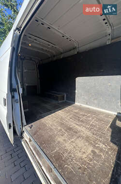 Грузовой фургон Ford Transit 2013 в 