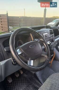 Грузовой фургон Ford Transit 2011 в 