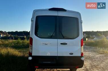 Грузовой фургон Ford Transit 2020 в 