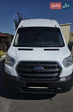 Вантажний фургон Ford Transit 2019 в Вінниці