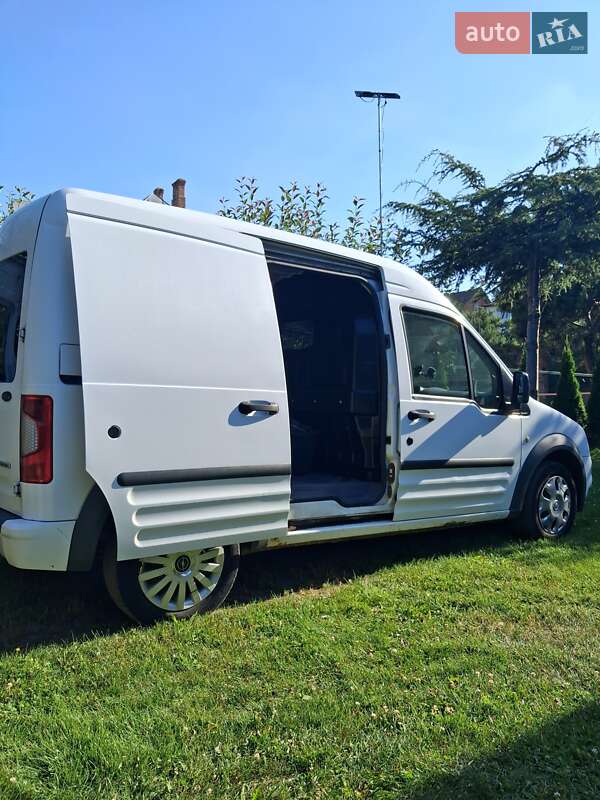 Вантажний фургон Ford Transit 2011 в Луцьку