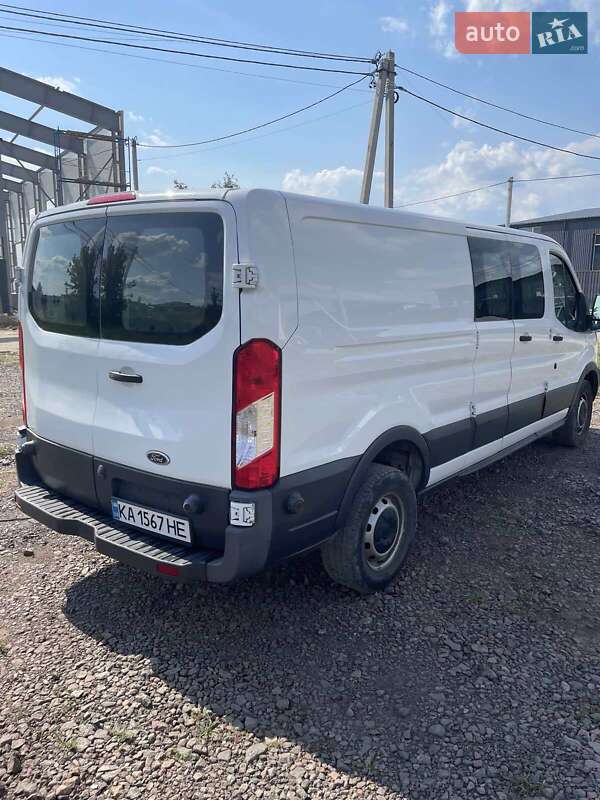 Вантажний фургон Ford Transit 2017 в Києві