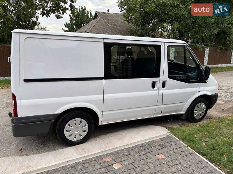 Вантажопасажирський фургон Ford Transit 2008 в Таращі