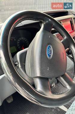 Грузопассажирский фургон Ford Transit 2008 в 