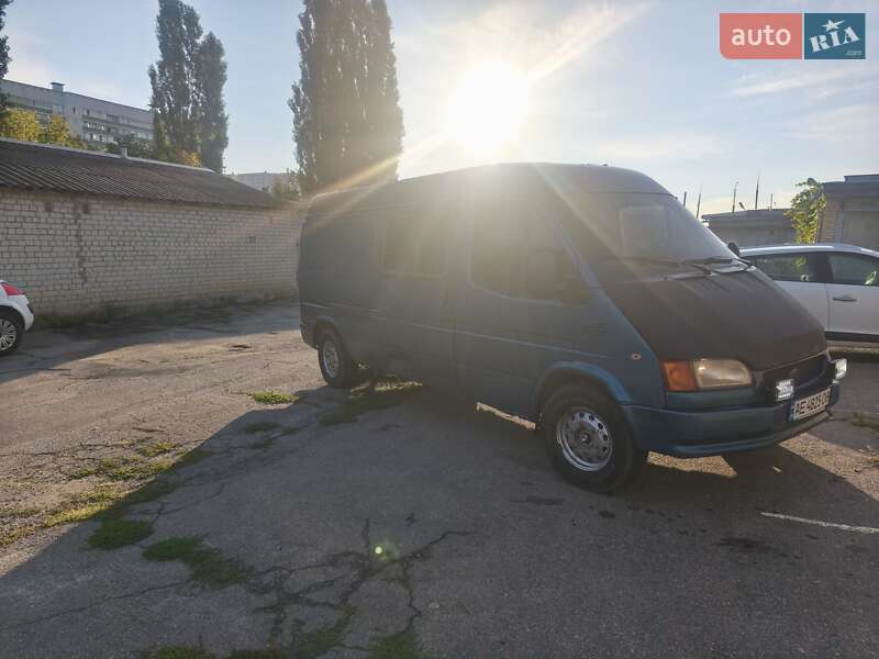 Грузовой фургон Ford Transit 1998 в Харькове фото 2 Грузовой фургон Ford Transit 1998 в Харькове