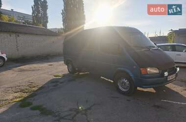 Грузовой фургон Ford Transit 1998 в 