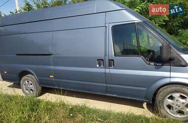 Грузовой фургон Ford Transit 2005 в 