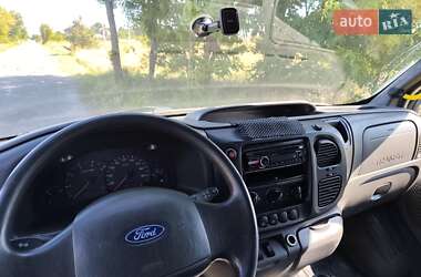 Грузопассажирский фургон Ford Transit 2006 в 