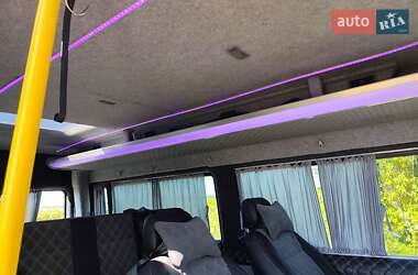 Грузопассажирский фургон Ford Transit 2006 в 