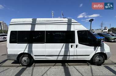 Мікроавтобус Ford Transit 2013 в 