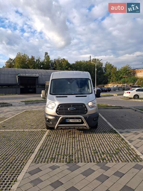 Микроавтобус Ford Transit 2016 в 