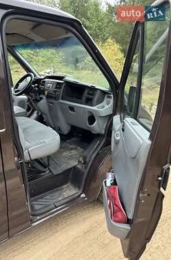 Грузовой фургон Ford Transit 2008 в 