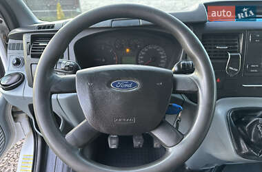 Грузовой фургон Ford Transit 2010 в 