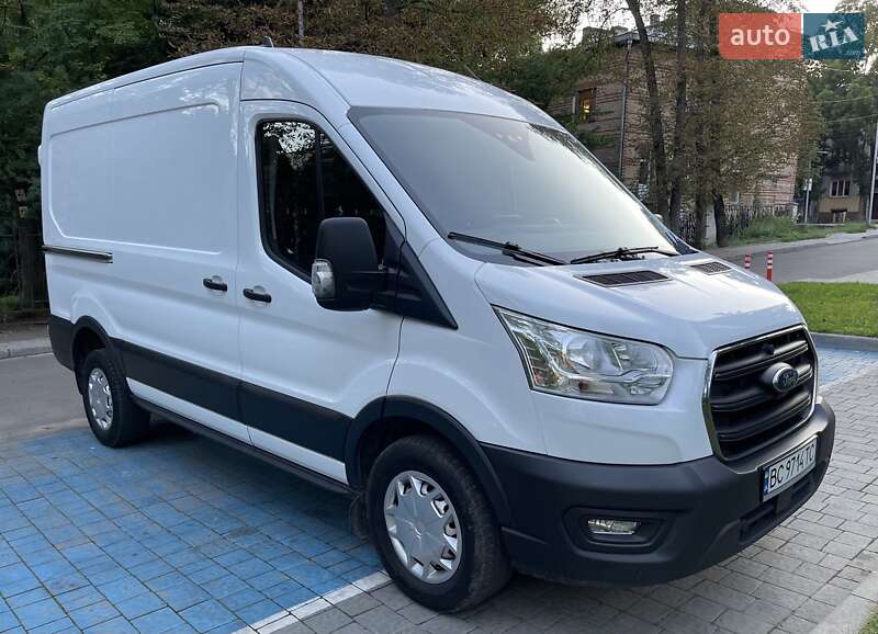 Грузовой фургон Ford Transit 2019 в 