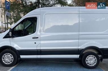 Грузовой фургон Ford Transit 2019 в 