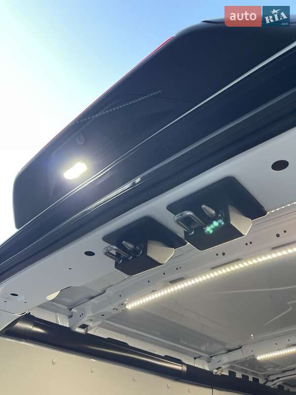 Вантажний фургон Ford Transit 2019 в Львові фото 21 Вантажний фургон Ford Transit 2019 в Львові
