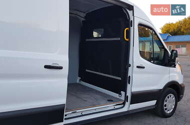 Грузовой фургон Ford Transit 2020 в 
