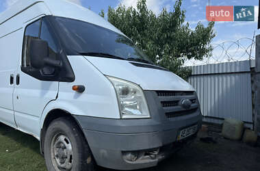 Вантажний фургон Ford Transit 2007 в Чернівцях