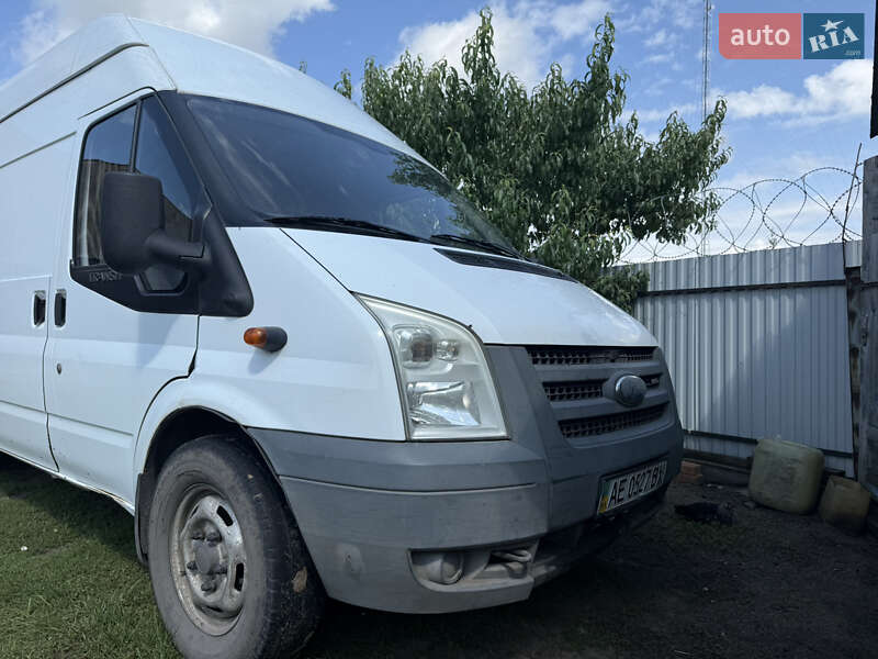 Грузовой фургон Ford Transit 2007 в Ратным фото Грузовой фургон Ford Transit 2007 в Ратным