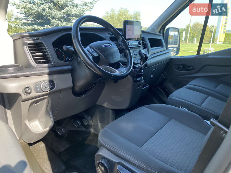 Грузовой фургон Ford Transit 2021 в Ирпене