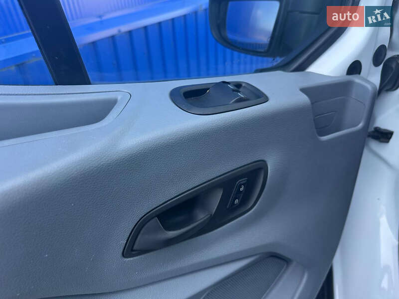 Вантажний фургон Ford Transit 2018 в Дубні фото 17 Вантажний фургон Ford Transit 2018 в Дубні