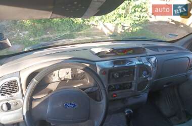 Грузовой фургон Ford Transit 2004 в 