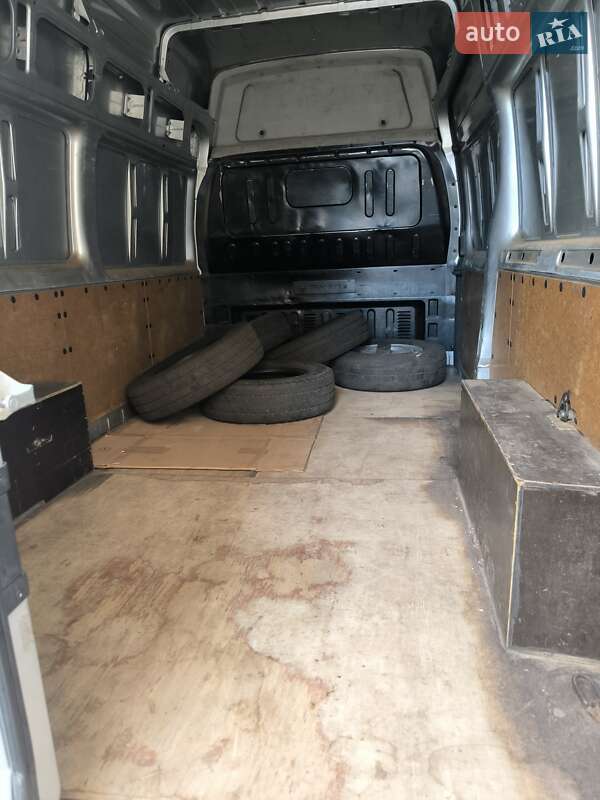 Вантажний фургон Ford Transit 2012 в Києві