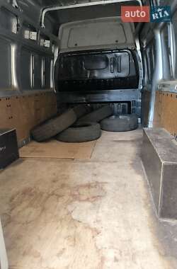 Грузовой фургон Ford Transit 2012 в 