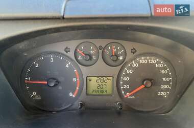 Грузовой фургон Ford Transit 2011 в 