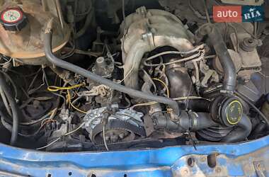Грузовой фургон Ford Transit 1996 в 