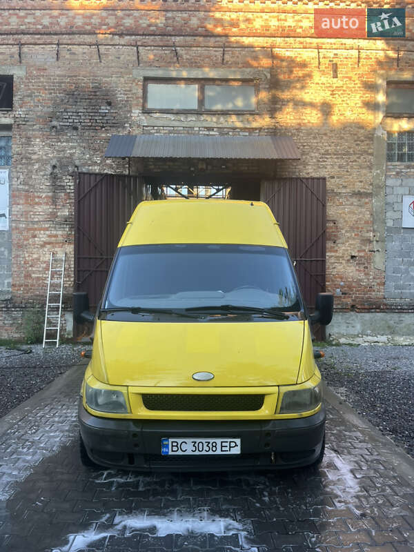 Грузовой фургон Ford Transit 2003 в Львове
