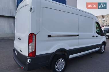 Грузовой фургон Ford Transit 2019 в 