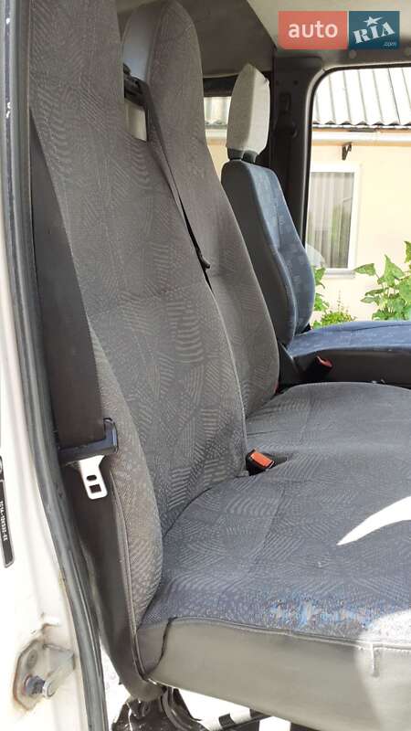 Микроавтобус Ford Transit 2000 в Виноградове фото 12 Микроавтобус Ford Transit 2000 в Виноградове