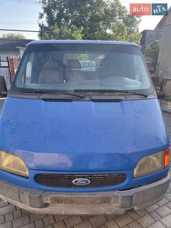 Микроавтобус Ford Transit 1996 в Заставной
