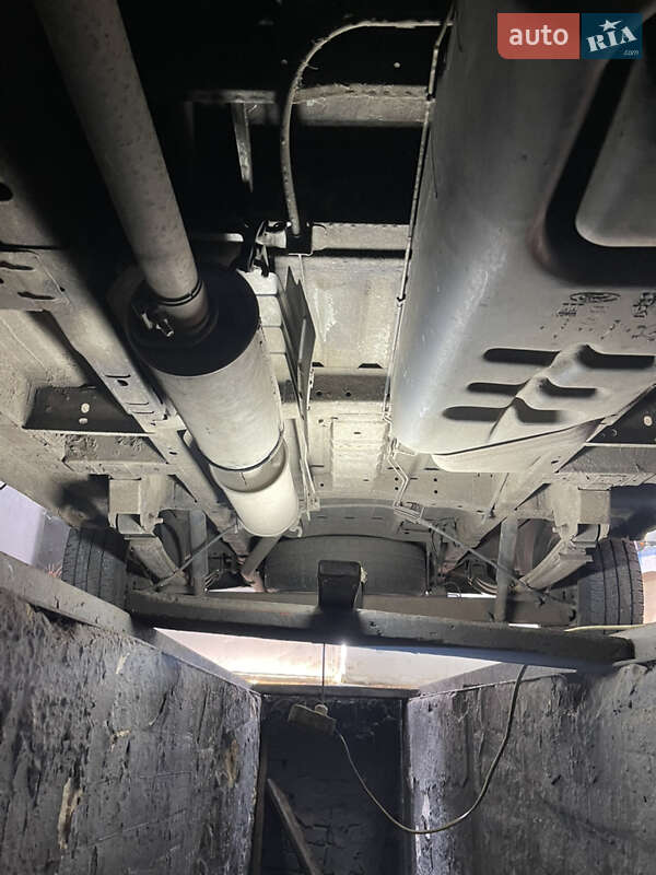 Вантажний фургон Ford Transit 2004 в Вишневому фото 14 Вантажний фургон Ford Transit 2004 в Вишневому