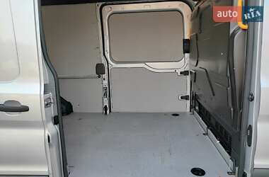 Грузовой фургон Ford Transit 2021 в 