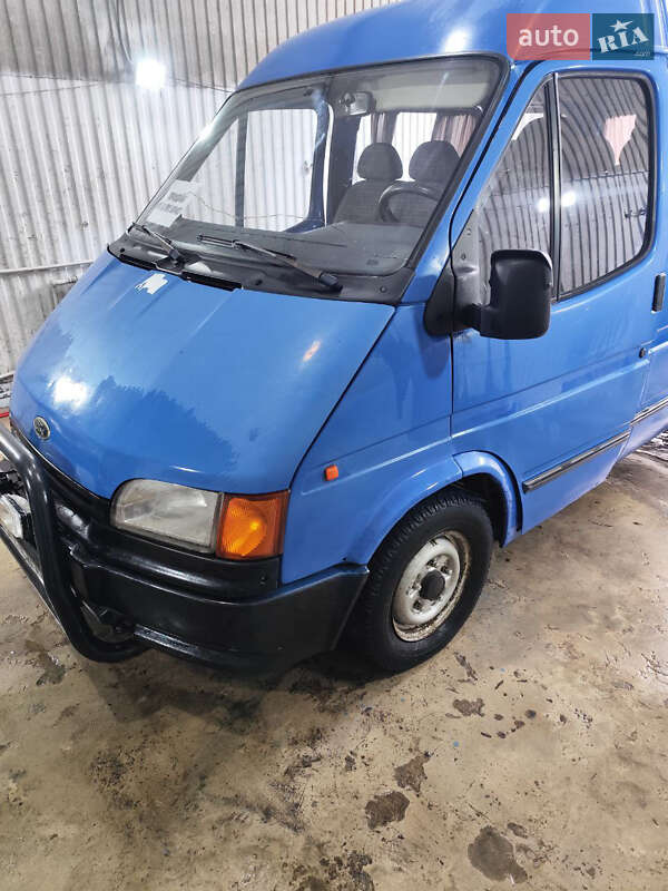Мікроавтобус Ford Transit 1993 в Чернівцях