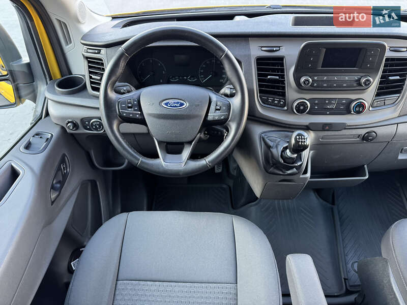 Грузовой фургон Ford Transit 2021 в Ирпене