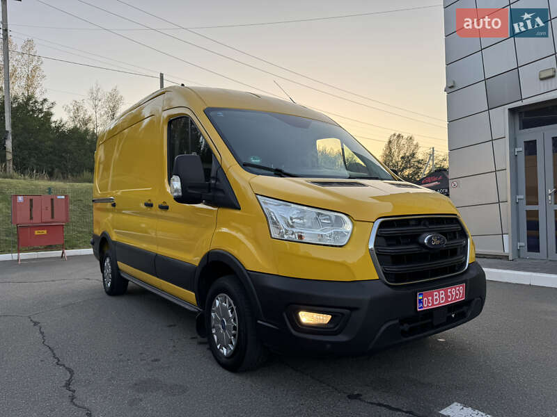 Грузовой фургон Ford Transit 2020 в Ирпене