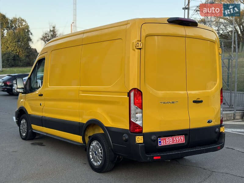 Грузовой фургон Ford Transit 2020 в Ирпене
