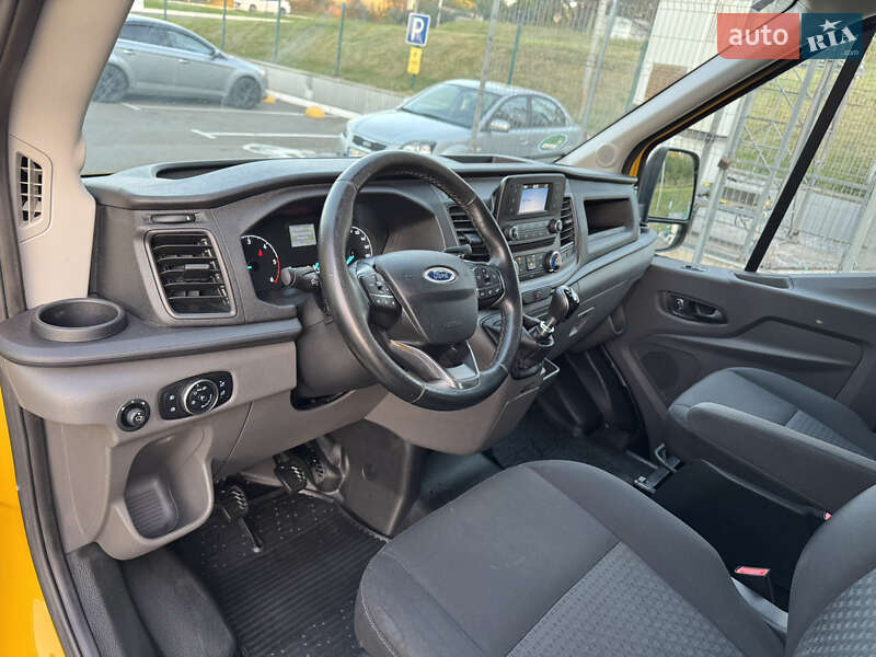 Грузовой фургон Ford Transit 2020 в Ирпене