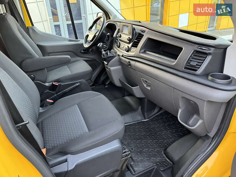 Грузовой фургон Ford Transit 2020 в Ирпене