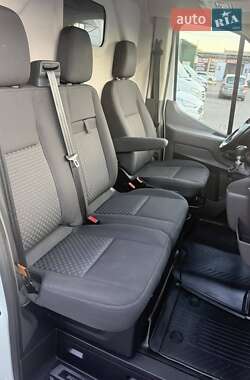 Грузовой фургон Ford Transit 2021 в 